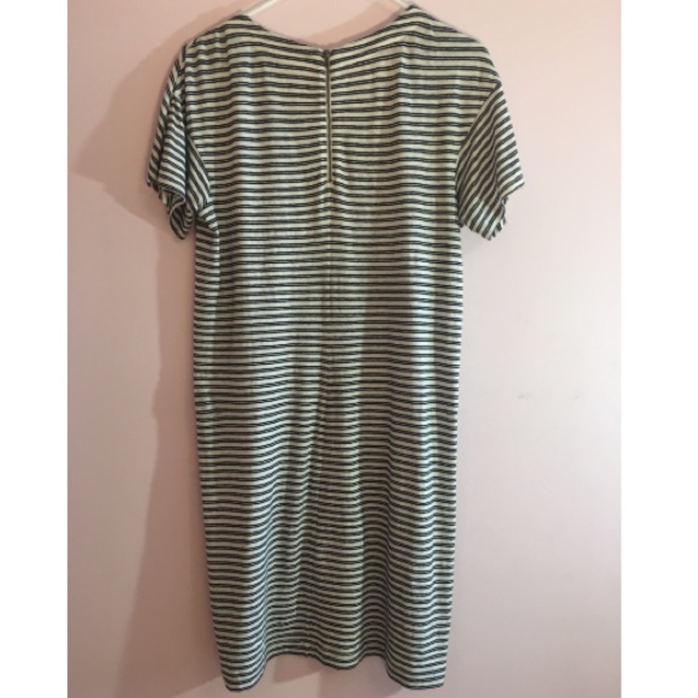 Theory Dress - Picture 2 of 5